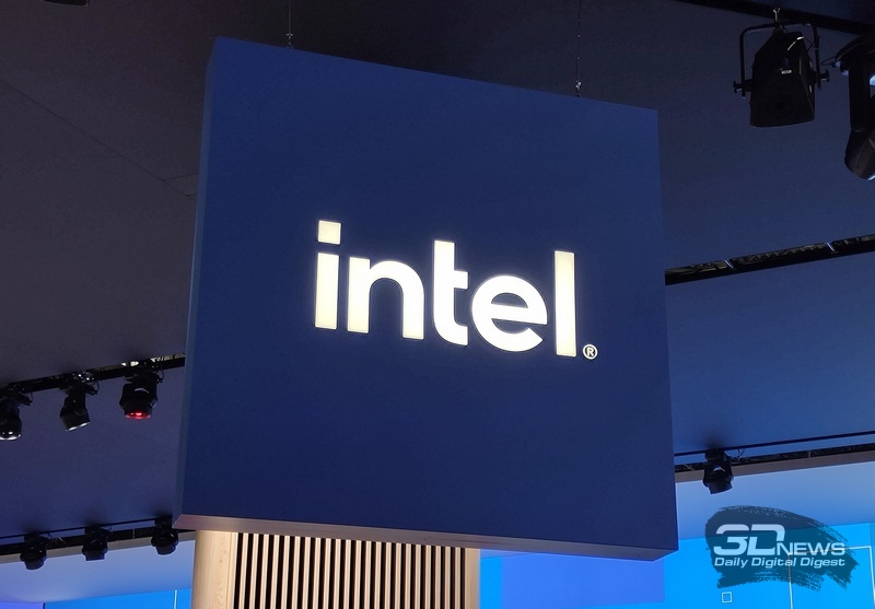 Le directeur général d'Intel a déclaré que d'ici la fin de l'année, près de la moitié des ordinateurs vendus seront équipés d'accélérateurs d'intelligence artificielle.