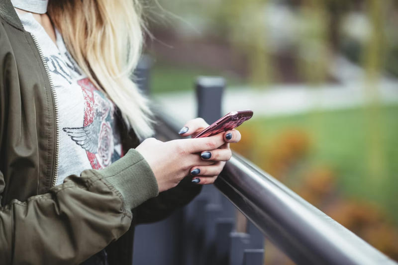Instagram a désactivé le chiffrement de bout en bout pour les messages privés des utilisateurs.