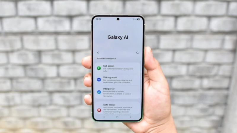 Samsung renforcera les fonctions d’IA dans Galaxy AI en tirant parti de sa collaboration avec Perplexity.