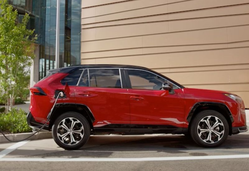 L’étude a montré que les hybrides à recharge consomment bien plus de carburant que ce qui est annoncé.