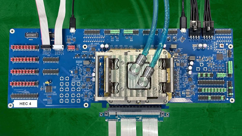 Intel a lancé le chip Heracles, qui permet de traiter des données chiffrées sans les déchiffrer, concrétisant le rêve des anonymes.