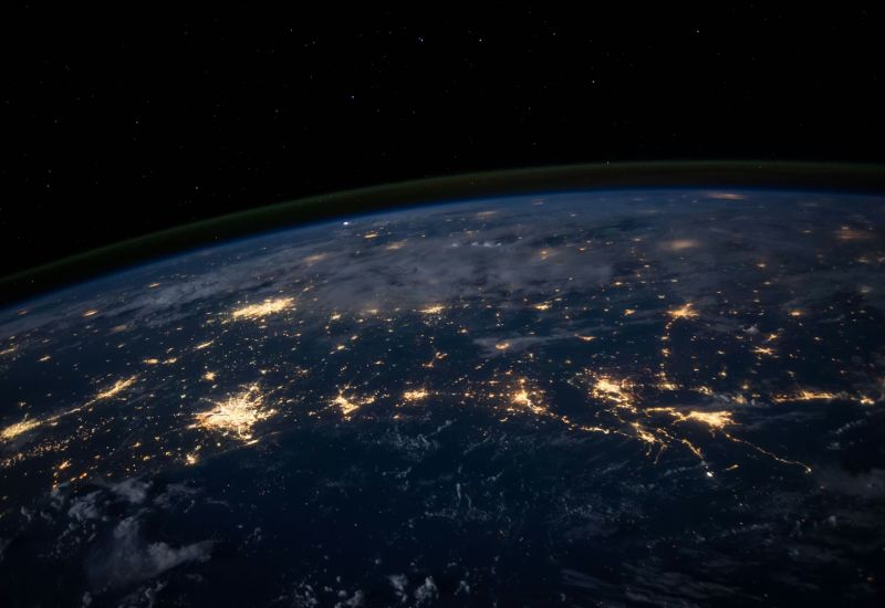 Les États-Unis déploieront globalement des «messagers IA» : Trump a lancé le Tech Corps pour renforcer son influence et limiter la Chine