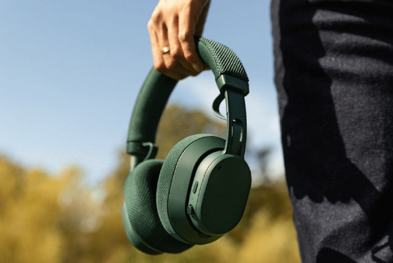 iFixit a classé les AirPods Max 2 comme ayant une mauvaise réparabilité, ne leur attribuant que quatre points sur dix.