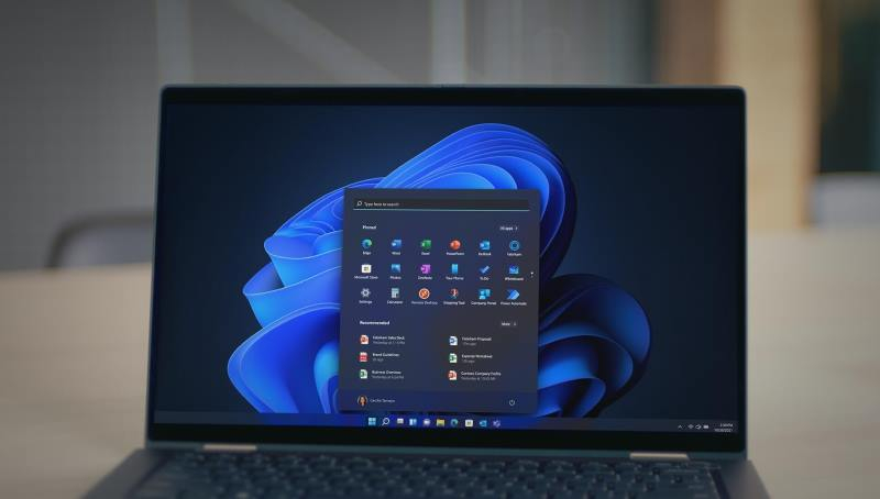 Microsoft a corrigé une erreur dans Windows 11 qui faisait que les ordinateurs s’endormaient seuls et perdaient rapidement la charge de leur batterie.