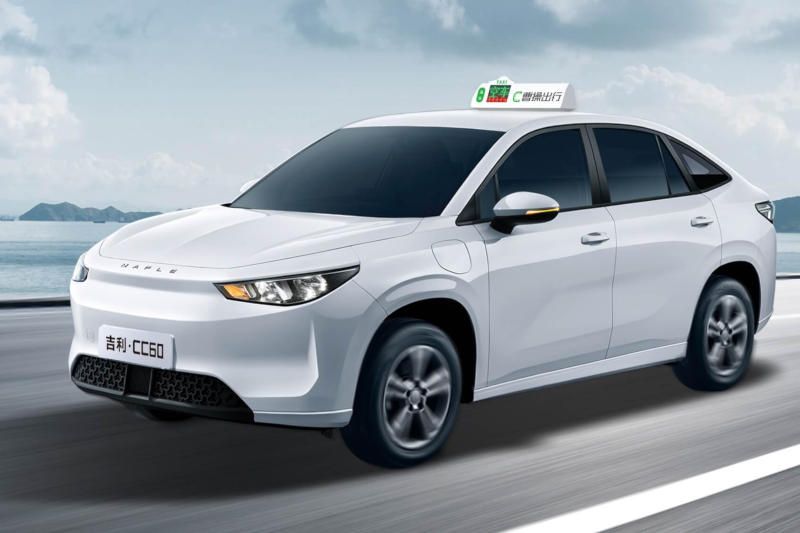 Geely prévoit de mettre sur les routes plusieurs milliers de robo‑taxis Caocao Eva Cab l’année prochaine.