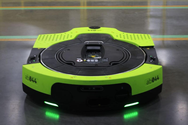Amazon a annoncé le robot de stockage entièrement autonome Proteus, contrôlé par la voix.