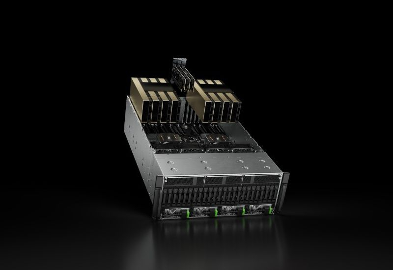 Nvidia n’a toujours pas livré un seul accélérateur H200 en Chine, où il refuse de les accepter.