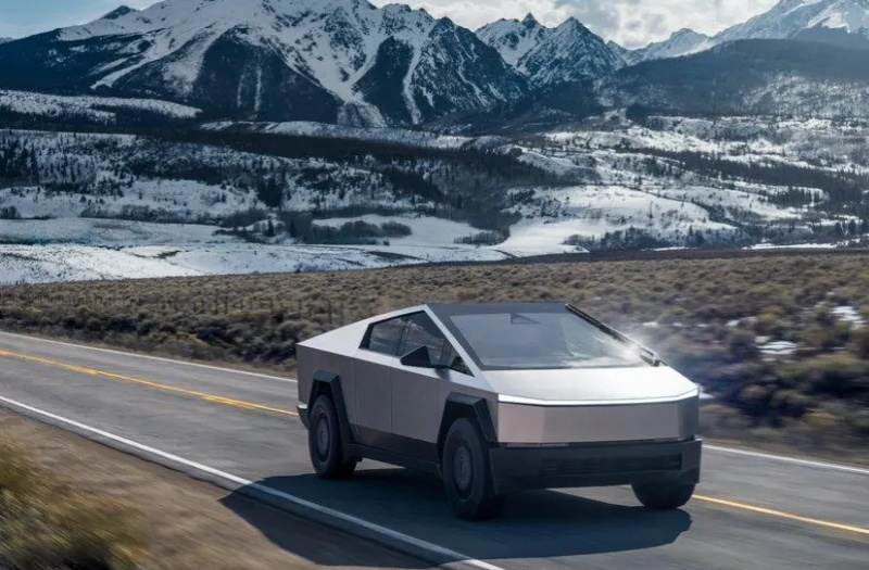 Tesla rappelle 173 Cybertrucks en raison du risque de défaillance des roues sur les modèles à propulsion arrière.