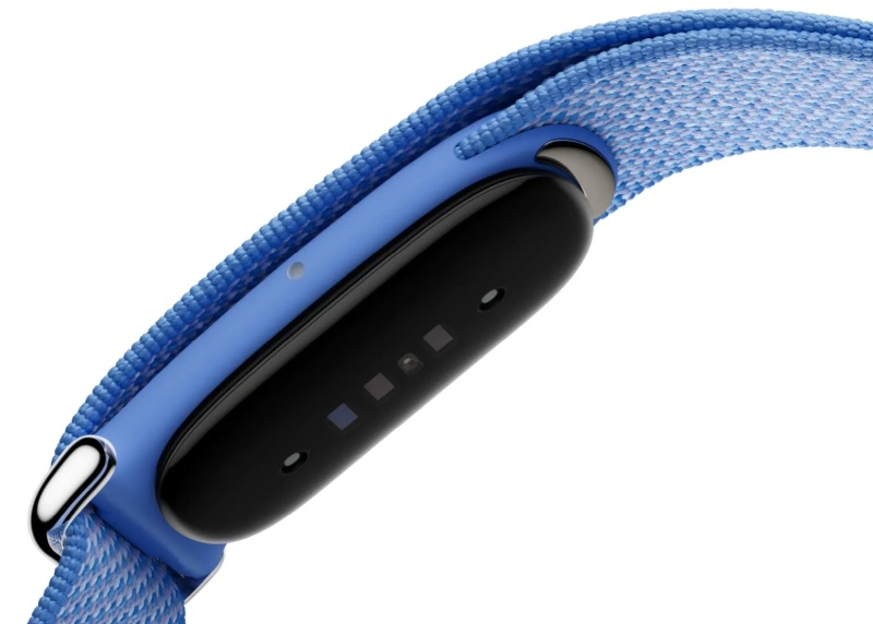 Google a présenté le Fitbit Air, un tracker de fitness léger sans écran, au prix de 99 $, offrant une surveillance continue de l’activité de l’utilisateur.