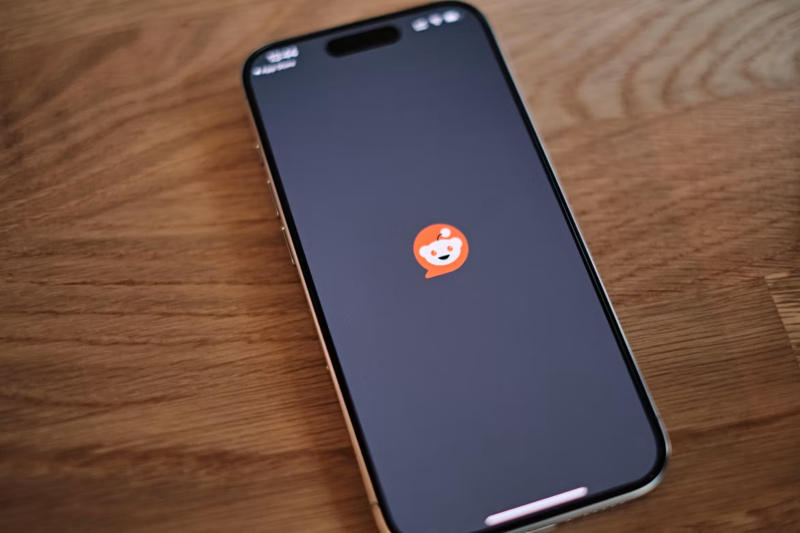 Le Reddit a été envahi par du spam contenant des procédures médicales suspectes qui arrivent dans la recherche de Google AI.
