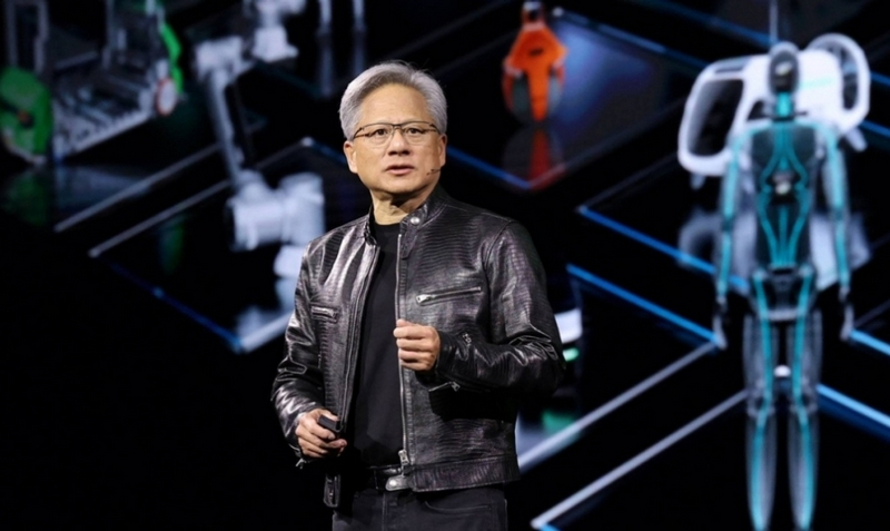 Nikolai Butovskij de chez Nvidia présente le dernier processeur portable N1 lors du salon Computex 2026