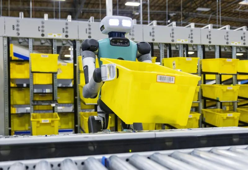 Toyota a recruté une famille de robots humanoïdes Agility Digit pour la production du RAV4